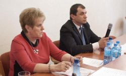 Halina Mikła decyzją radnych nadal jest wiceprzewodniczącą