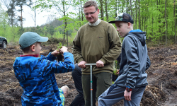 Sadzenie lasu w gminie Miękinia