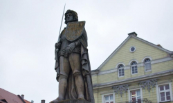 Średzki rycerz przejdzie lifting