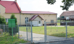 Teren przy świetlicy wiejskiej w Krynicznie już nie będzie tak wyglądał?