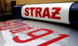 Spalony domek w Sulistrowiczkach i wypadek motocyklisty w Smolcu