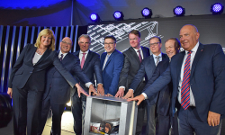 Wmurowano kamień węgielny pod centrum XEOS. Otwarcie zakładu w 2019 roku