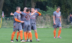 Derby powiatu dla Mechanika. Przerwany mecz w Malczycach. Ciekawie w B klasie