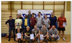 Drużyna XEOS'a zwyciężyła w turnieju siatkówki