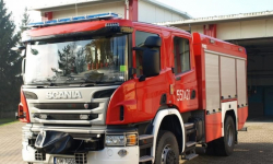 Mężczyzna nie mógł wejść do mieszkania, w którym była jego córka. Strażacy weszli przez balkon