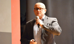 Debata o dopalaczach w średzkim domu kultury