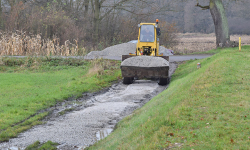 Zniszczył odnowioną dzień wcześniej ścieżkę. Praca nowego dzierżawcy poszła na marne