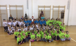 Mikołajki na sportowo w szkole podstawowej w Pisarzowicach