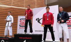 Bartłomiej Babiński na podium w międzynarodowym turnieju karate