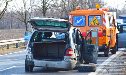 Trzy auta zderzyły się na DK 94 koło Wilczkowa