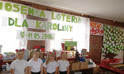 Dla Karoliny zebrali ponad 3 tys. złotych. Wiosenna Loteria w szkole w Szczepanowie