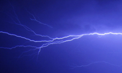 IMGW znów ostrzega przed burzami z gradem