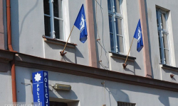 Czytelnik: zamiast mandatu dostałem pouczenie. Średzcy policjanci protestują