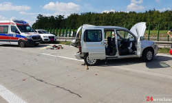 Kilka osób poszkodowanych po karambolu na autostradzie A4. Powstał kilkukilometrowy korek [foto]