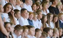 Rozpoczęcie nowego roku szkolnego w średzkiej podstawówce [foto]