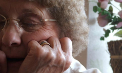 Podają się za pracowników socjalnych. Oszuści grasują w gminie Miękinia