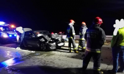 Zderzyły się dwa pojazdy na autostradzie. Poszkodowana została kobieta [aktualizacja]