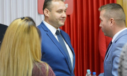 Janusz Strzelecki kolejną kadencję będzie przewodniczącym. Znamy pierwsze plany nowego wójta