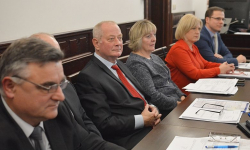 Na sesji o zmianach granic administracyjnych gmin Środa Śląska i Miękinia