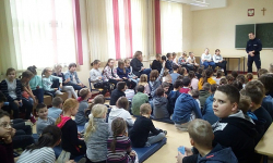 Z uczniami o bezpieczeństwie podczas ferii. W spotkaniach wzięło udział blisko 2 tys. osób