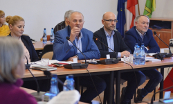 Radni uchwalili budżet powiatu. Dyskutowali m.in.  o Festiwalu Uwolnić Muzykę, szpitalu i CKA