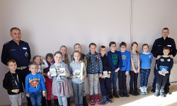 Malczyce: policjanci spotkali się z uczniami, by porozmawiać o bezpieczeństwie