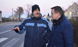 Poseł spotkał się z sołtysem. Rozmawiali o ul. Okrężnej, pomiarze prędkości i ekranach na DK 94