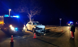 Dwa samochody zderzyły się na skrzyżowaniu w pobliżu Ramułtowic. Poszkodowanych zabrało pogotowie