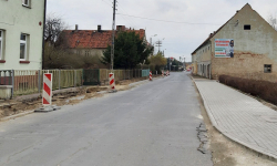 Trwa przebudowa ulicy 1-go Maja w Malczycach. Ma być gotowa we wrześniu