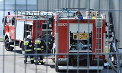 W jednej z firm w Komornikach zapaliła się maszyna. Ewakuowano ponad 100 osób