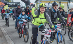 Ponad 1600 osób na rowerach przekroczyło linię mety [foto/video]