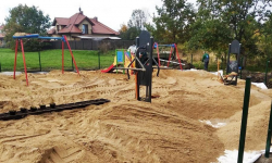 Gmina planuje doposażyć place zabaw m.in. w Ciechowie, Rakoszycach i Krynicznie