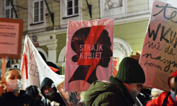Około 1000 osób wzięło udział w Średzkim Strajku Kobiet