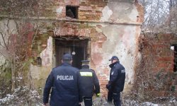 Policjanci i Strażnicy Gminy Miękinia patrolowali miejsca, gdzie mogą być bezdomni