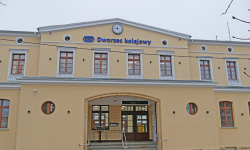 Zmodernizowany dworzec w Malczycach otwarty dla podróżnych