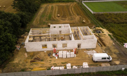 Budowa świetlicy wiejskiej w Rusku – wykonawca nie wywiązał się z umowy