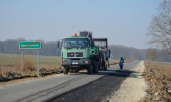 Powiatowe inwestycje drogowe idą zgodnie z planem
