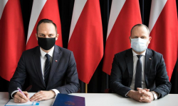 Sygnalizacja świetlna na skrzyżowaniu w miejscowości Osiek