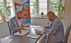 Umowa na budowę kanalizacji w Rusku podpisana