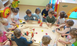 Gmina Kostomłoty realizuje projekt pn. „Wesołe Skrzaty” 