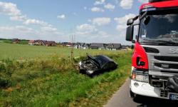 Kolizja trzech aut między Ciechowem a Cesarzowicami