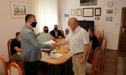 Będą nowe nakładki asfaltowe w Jastrzębcach, Wrocisławicach i Komornikach