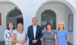 Poseł Paweł Hreniak z wizytą w Kostomłotach. Na spotkaniu rozmawiano o planach inwestycyjnych