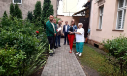 Ratusz i wydział spraw lokalowych pomogli niepełnosprawnej seniorce