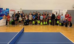 Nowy rok szkolny na pingpongowo - turniej tenisa stołowego dla dzieci i młodzieży w Głosce.
