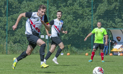 LKS Ciechów minimalnie lepszy od Zjednoczonych Łowęcice [Zdjęcia]