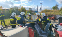 Średzcy strażacy wzięli udział w szkoleniu. Po zdanym egzaminie zasilą szeregi ratowników-ochotników