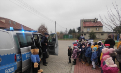 Spotkanie z przedszkolakami w ramach akcji „Bezpieczna droga do szkoły”