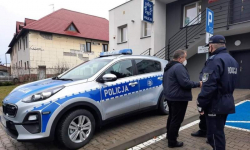 Nowy samochód dla policjantów z Miękini