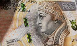 Ile po podwyżkach zarabiają włodarze gmin oraz powiatu?